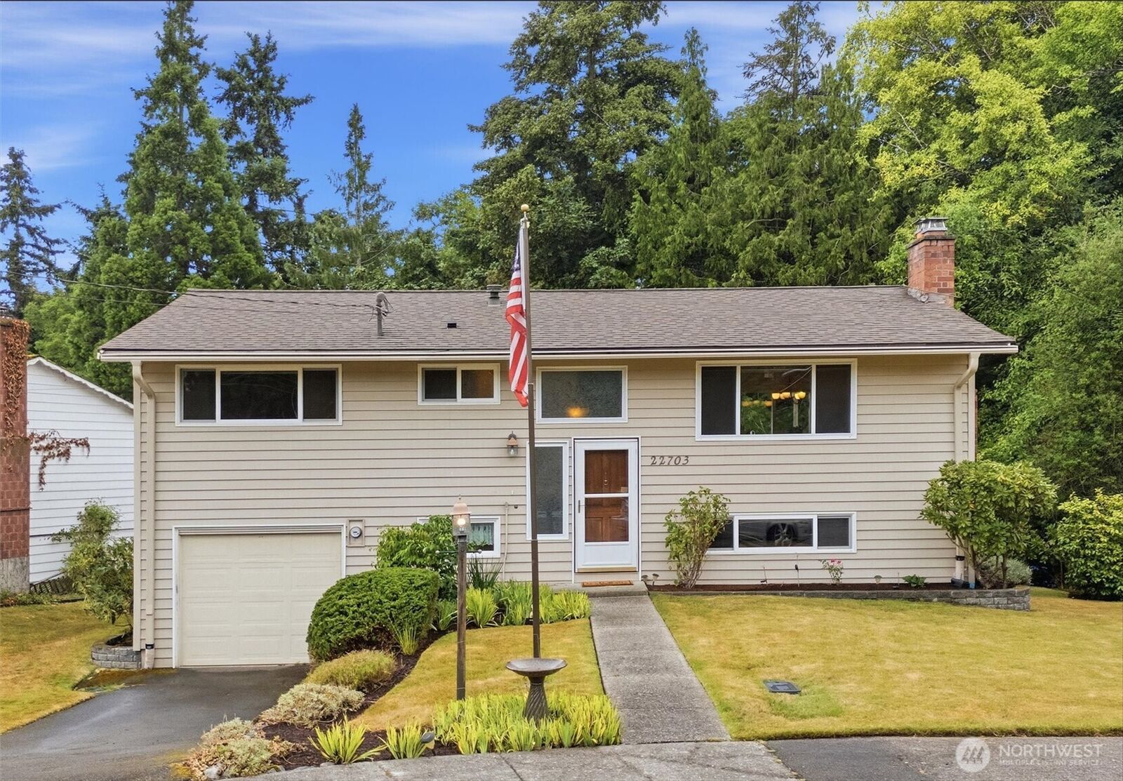Property Photo: 22703 38th Avenue W WA 98043
