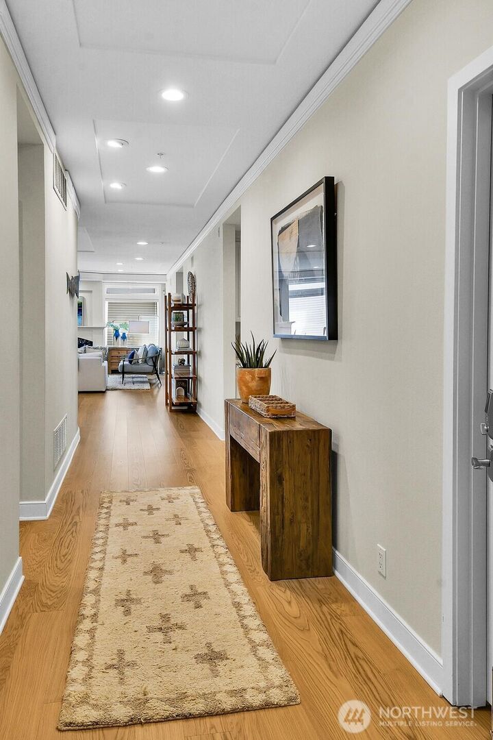 Property Photo: 225 2nd Street S A2 WA 98033