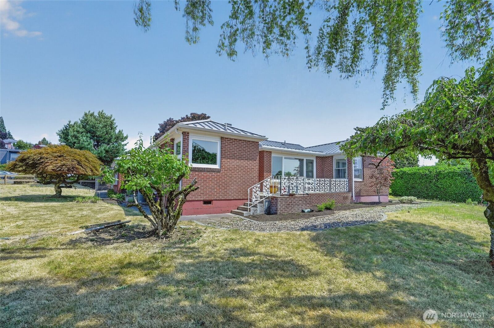 Property Photo: 6805 SE Middle Way WA 98664