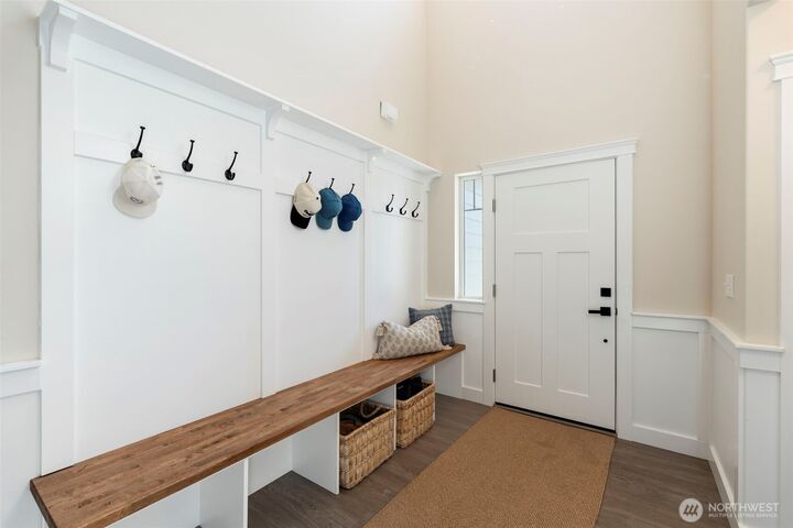 Property Photo: 7617 Deschutes Woods Court SE WA 98501