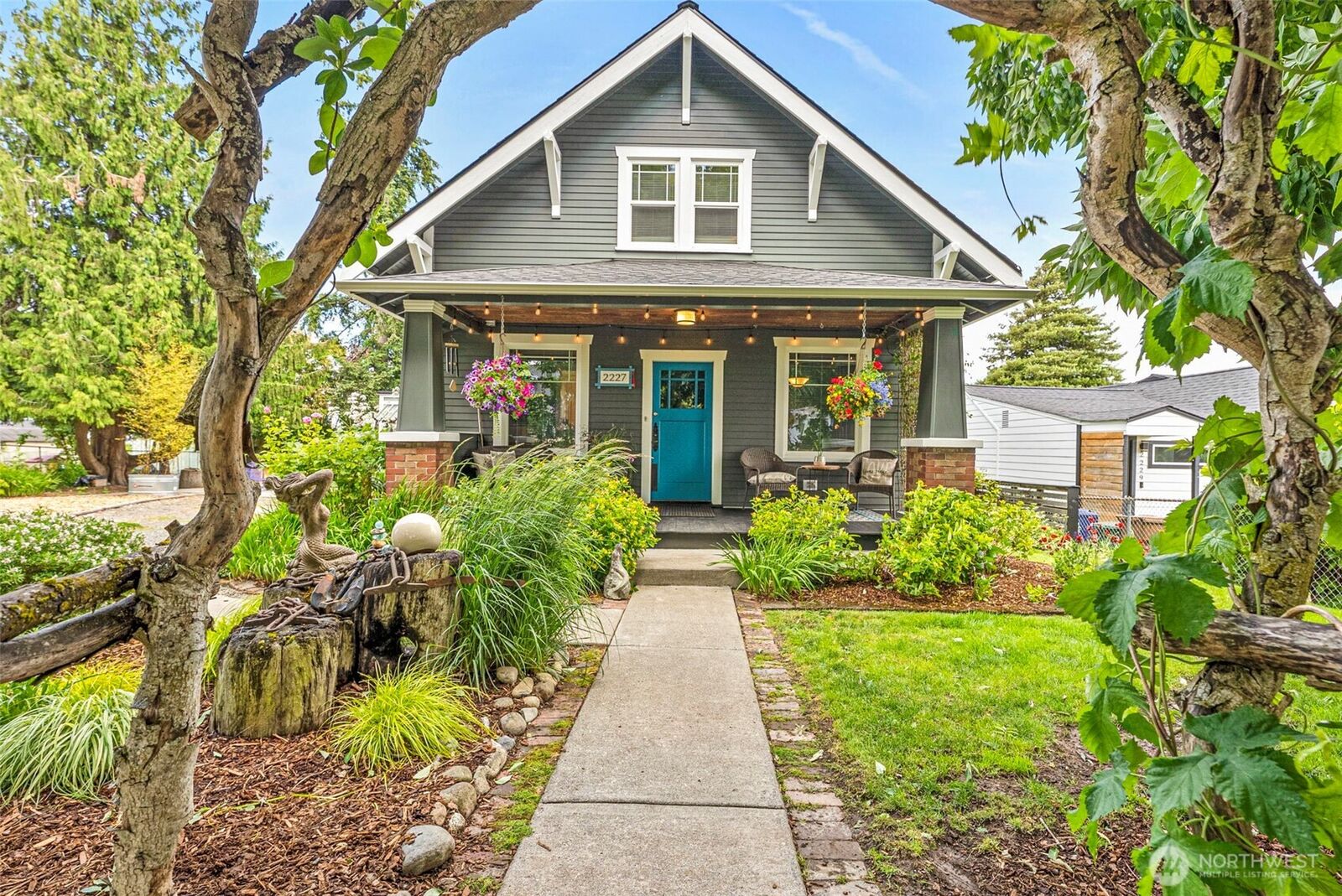 Property Photo:  2227 E Harrison Street  WA 98404 