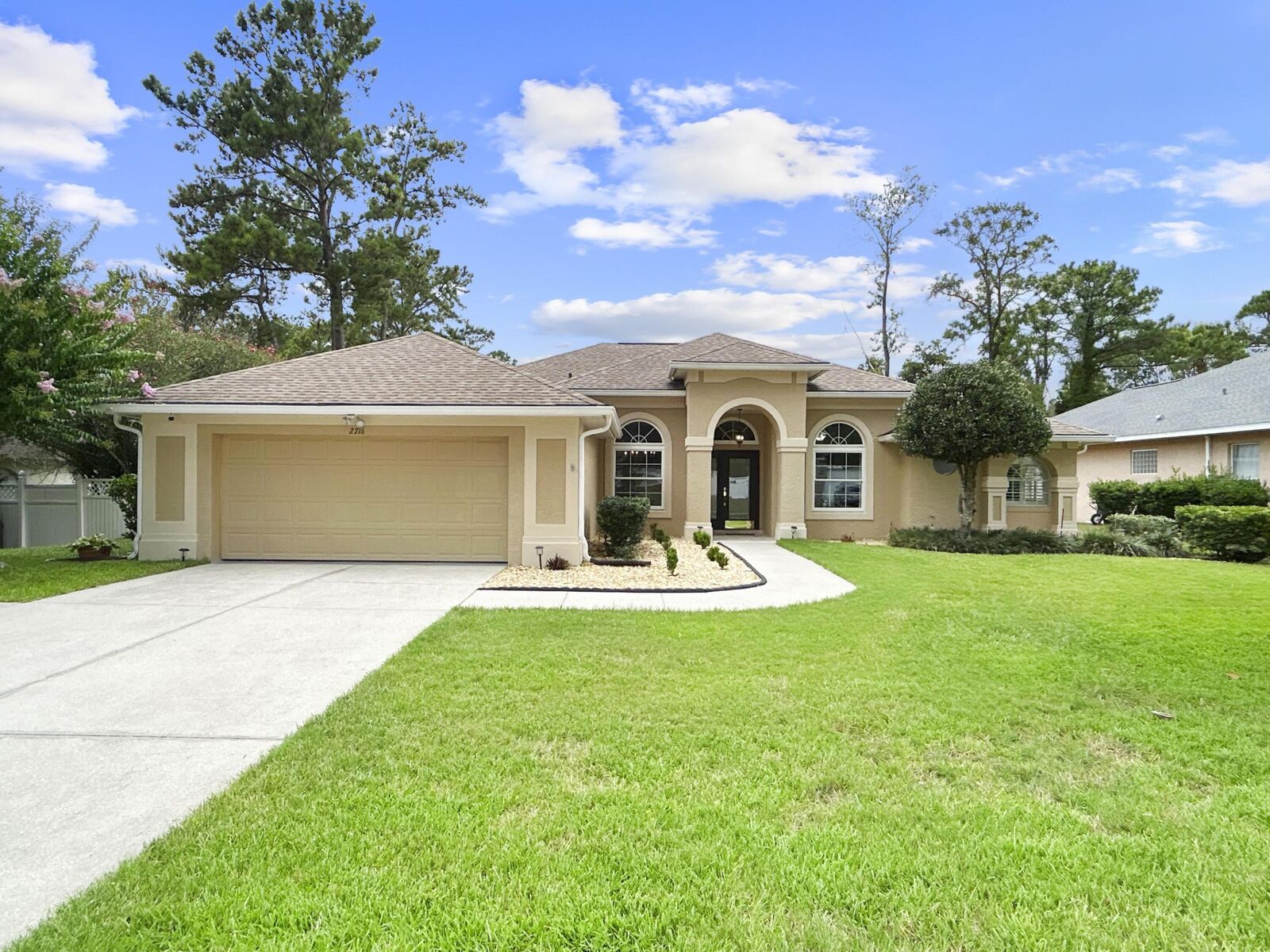 Property Photo: 2716 SW 20th Avenue FL 34471