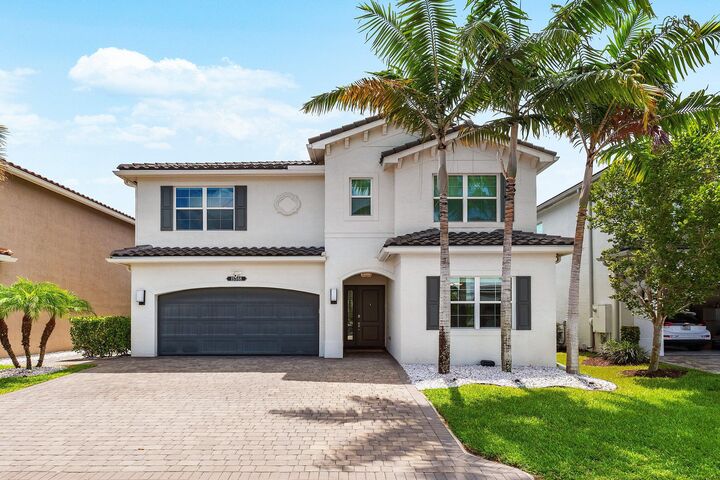 Property Photo: 15388 Green River Court FL 33446