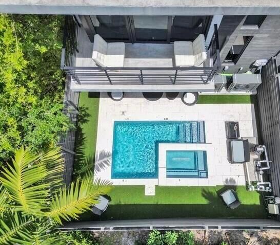 Property Photo: 2514 NE 21st Street A FL 33305
