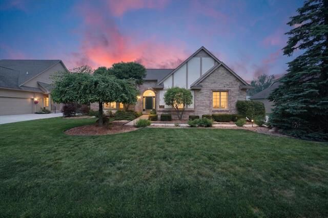 Property Photo: 4379 Chablis Drive MI 48314