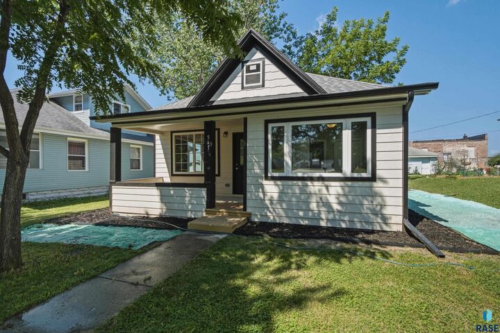 Property Photo:  517 Center Ave  SD 57030 