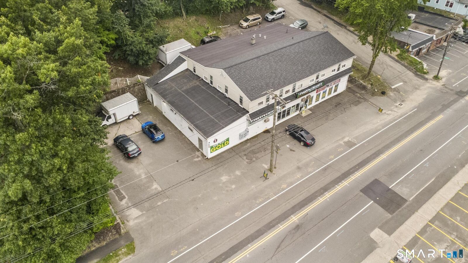 Property Photo:  170 Meriden Road  CT 06705 