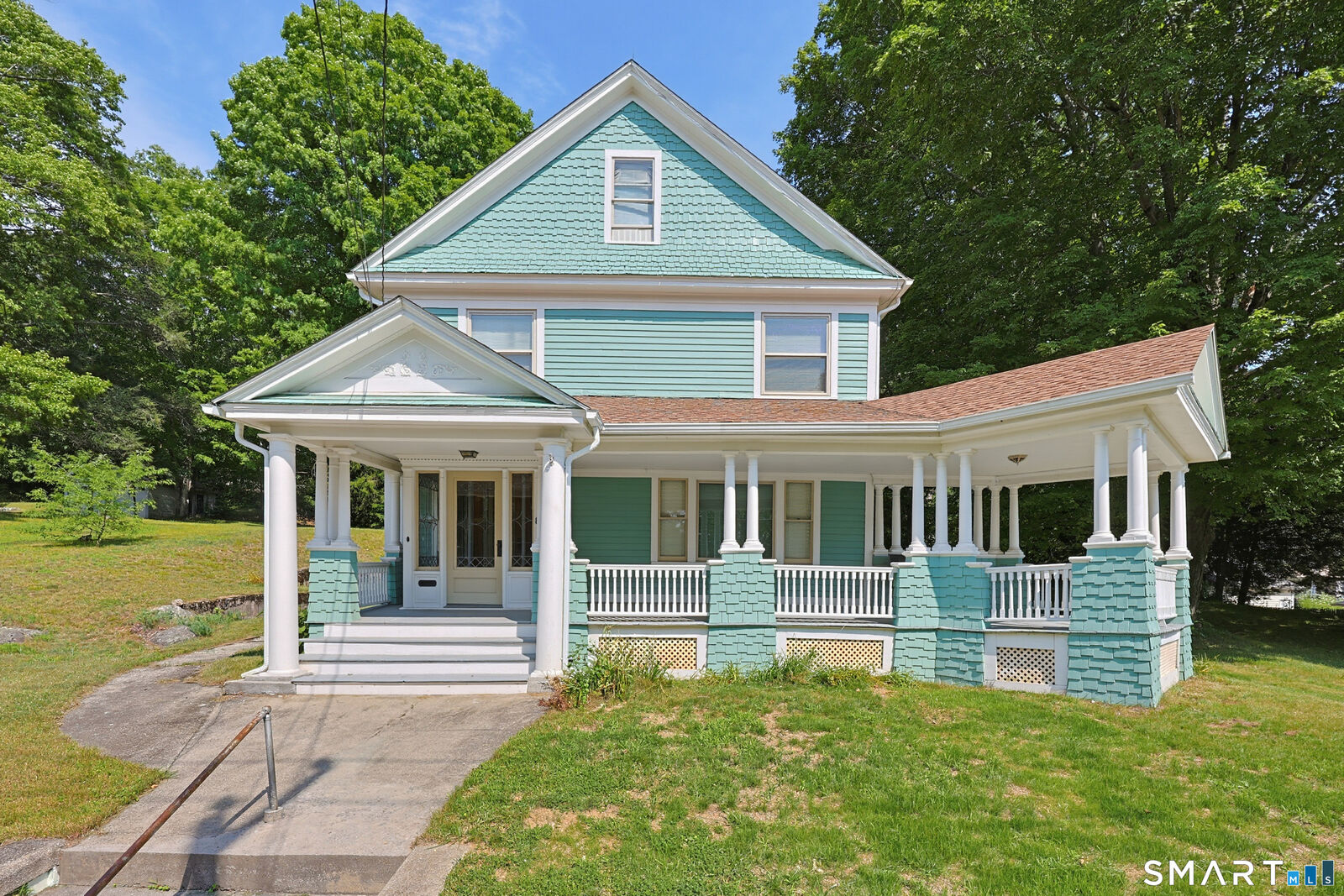 Property Photo: 89 Mechanics Street CT 06260