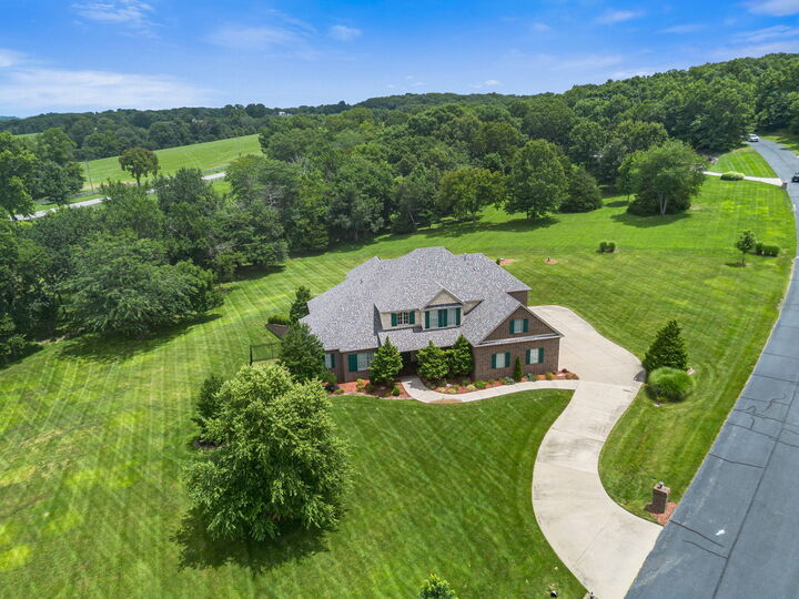Property Photo: 145 Riverdale Court MO 65721