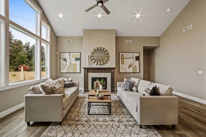Property Photo: 18096 N Morton Ct WA 99005