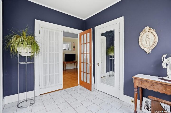 Property Photo:  3625 Victoria Avenue  SK S4T 1M4 