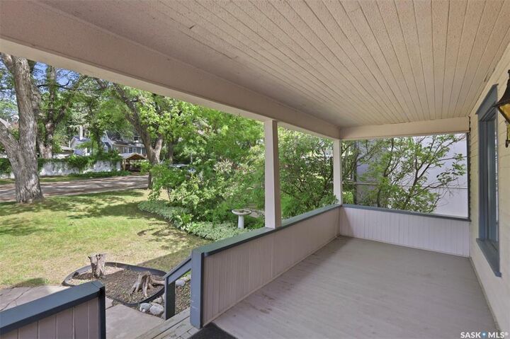 Property Photo: 704 McPherson Avenue SK S7N 0X8