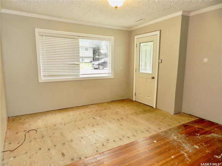 Property Photo: 1112 Lillooet Street W SK S6H 5A3