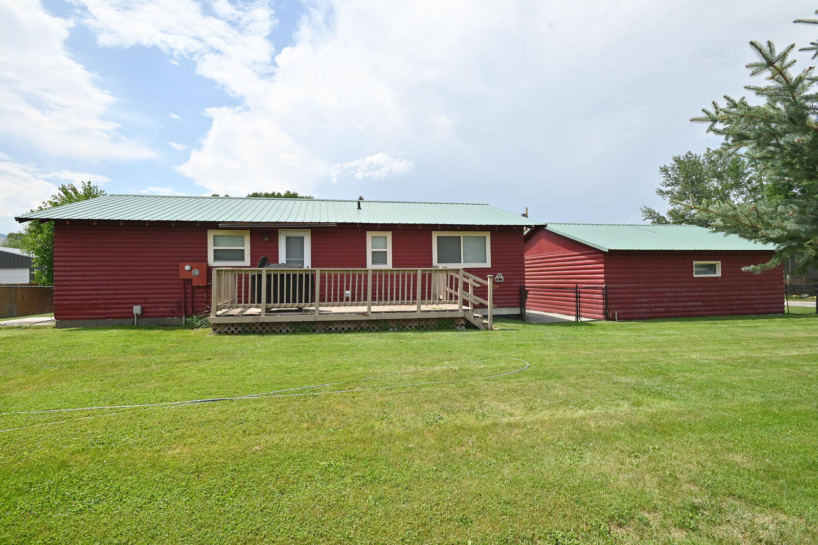 Property Photo: 604 Cemetery Road WY 82836