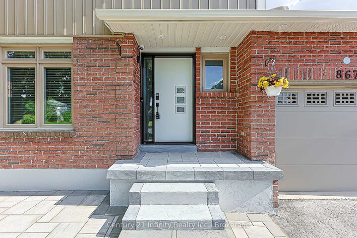 Property Photo:  867 Renaissance Drive  ON L1J 8K6 