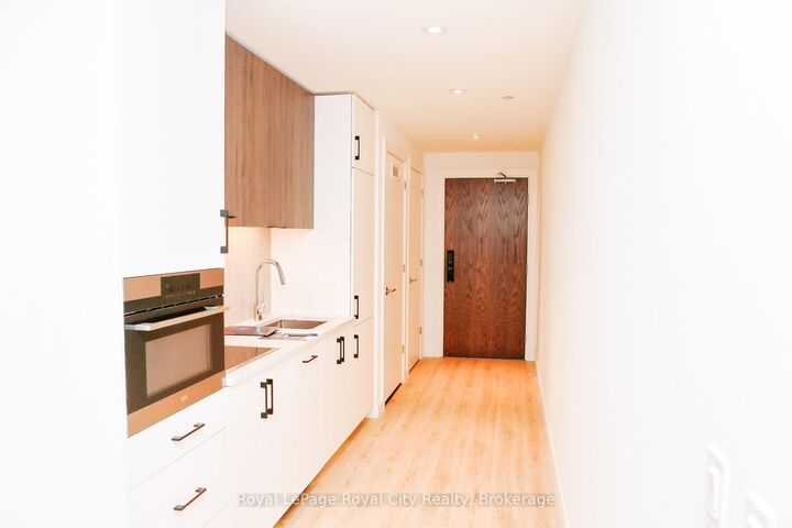 Property Photo: 741 King Street W 1204 ON N2G 0E9