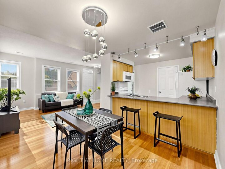 760 Lawrence Avenue W 76 — photo 1