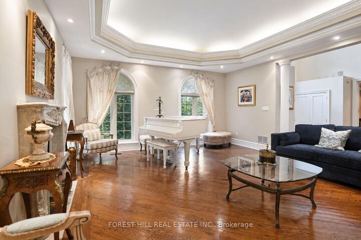 Property Photo: 161 Renaissance Court ON L4J 7W4