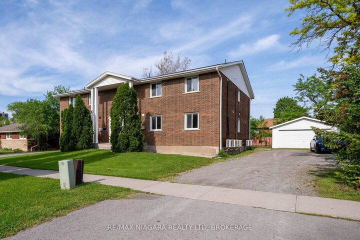 Property Photo: 293-295 Glenridge Avenue ON L2T 3K5