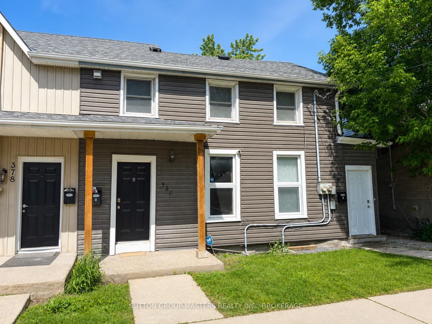 Property Photo: 380 Barrie Street ON K7K 3T4