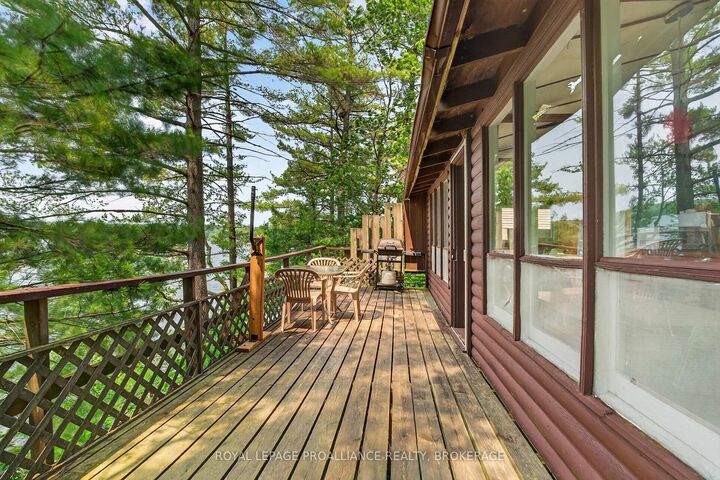 1135 Twin Island Lane — photo 1