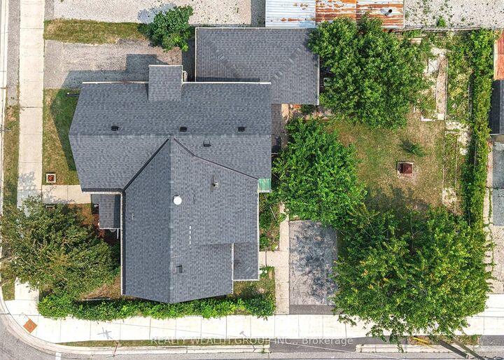 Property Photo:  23 Penetang Street  ON L3V 3N1 