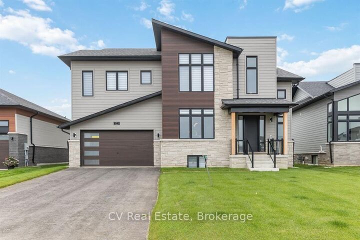 125 Stoneleigh Drive — photo 1