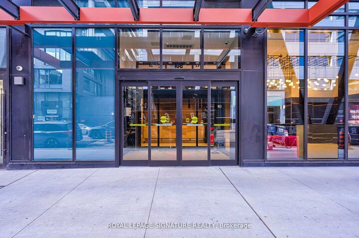 Property Photo: 108 Peter Street 1622 ON M5V 2G3