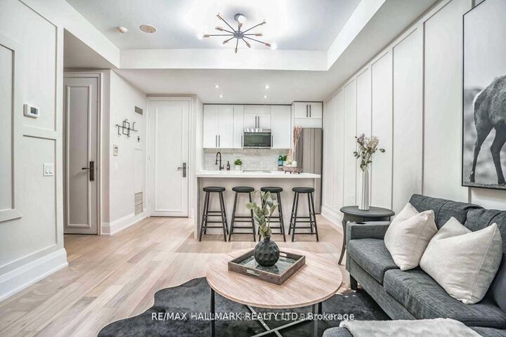 Property Photo:  85 Bloor Street 401  ON M4W 3Y1 