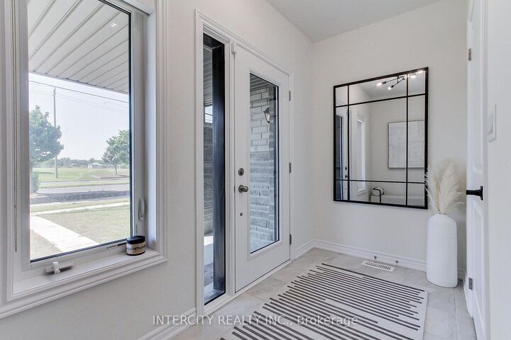Property Photo: 130 Blick Crescent ON L4G 4A9