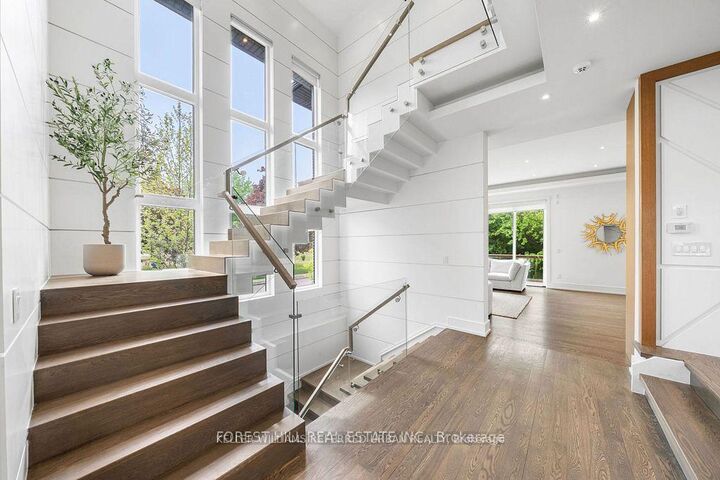 Property Photo: 416 Patricia Avenue ON M2R 2M9