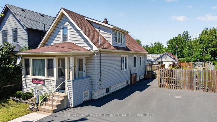 Property Photo: 229 Broadway Avenue ON L3C 5L7