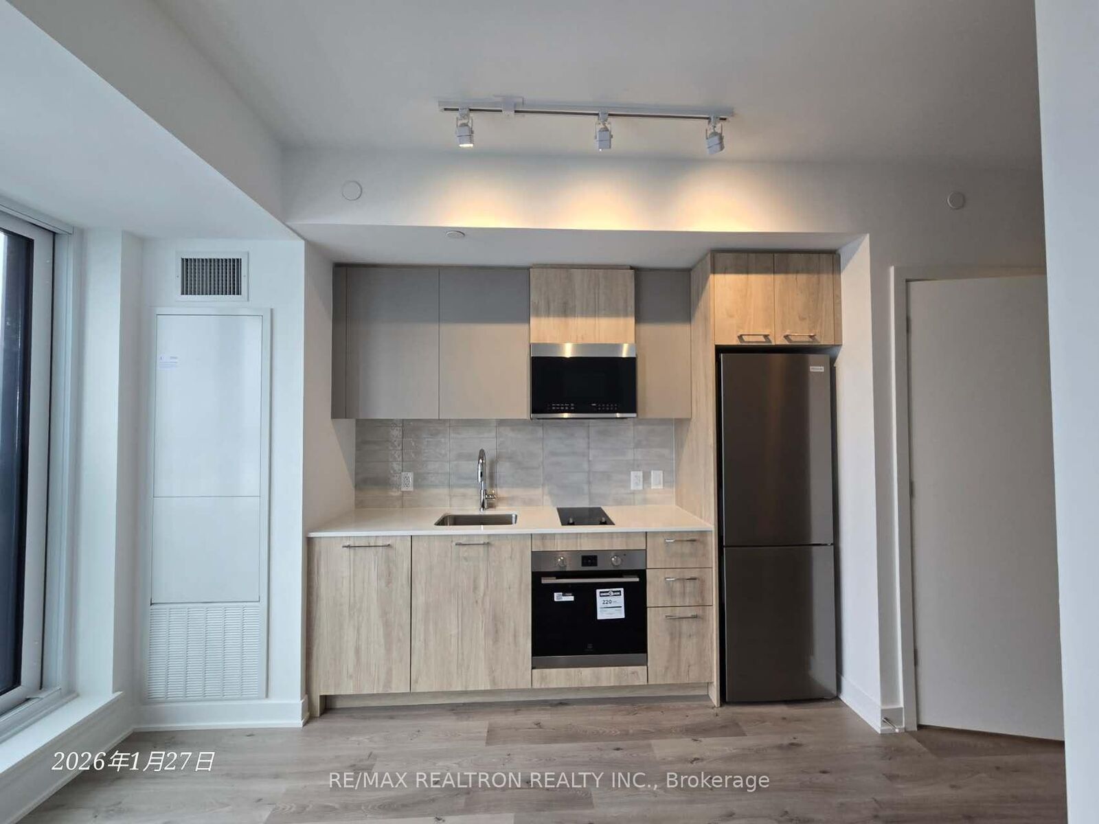 Property Photo: 30 Dreamers Way 547 ON M5A 0Y7