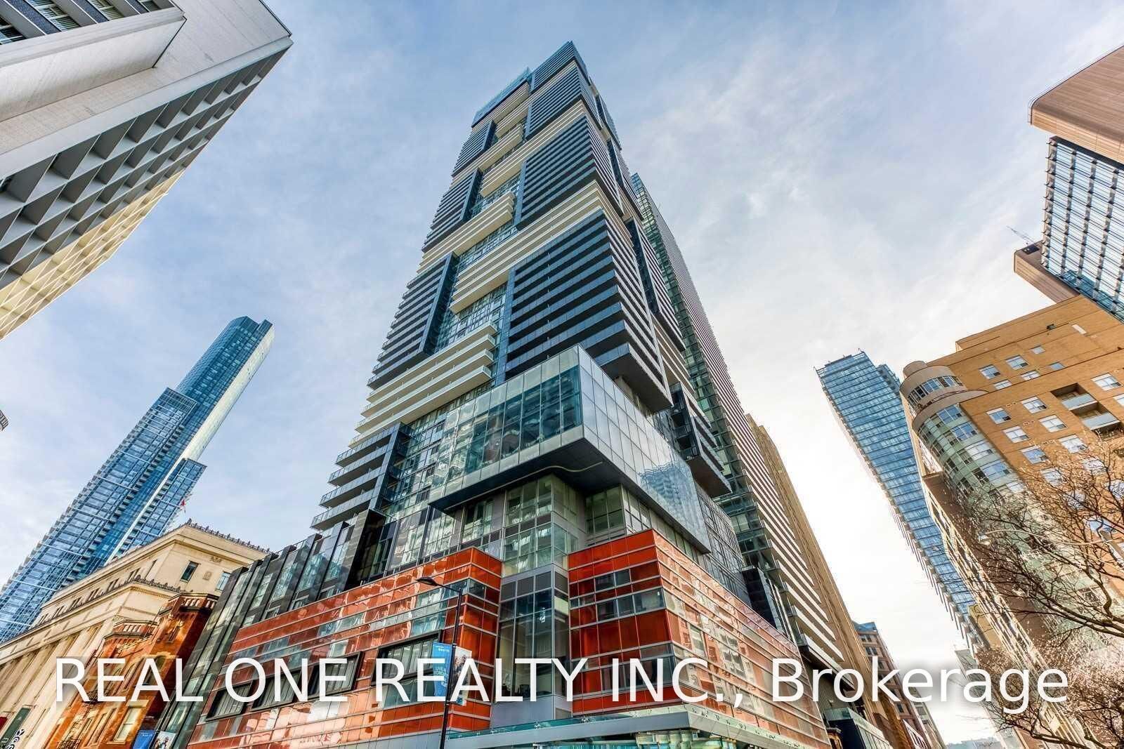 Photo de la propriété: 7 Grenville Street 3812 ON M4Y 0E9