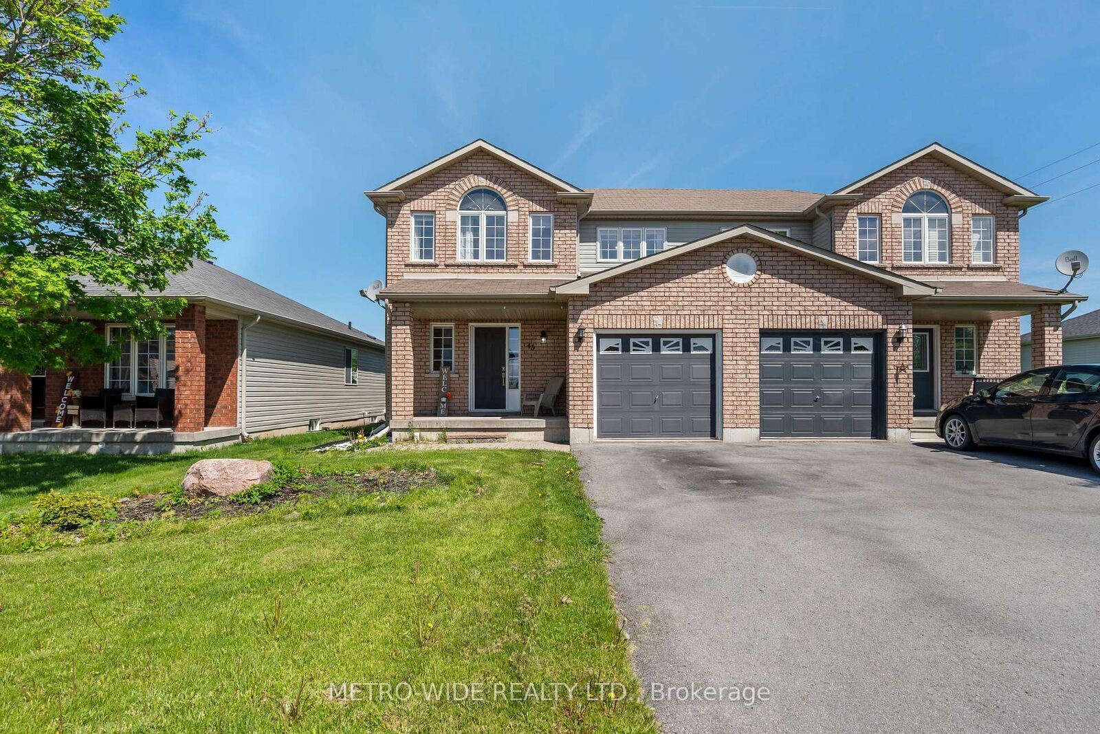 Property Photo: 45 Beverly Street ON K7R 3P9