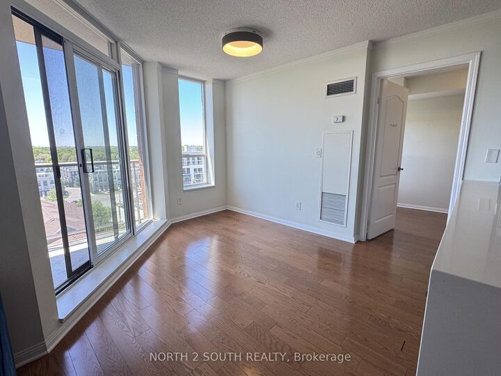 Property Photo: 1150 Parkwest Place 1002 ON L5E 3K4