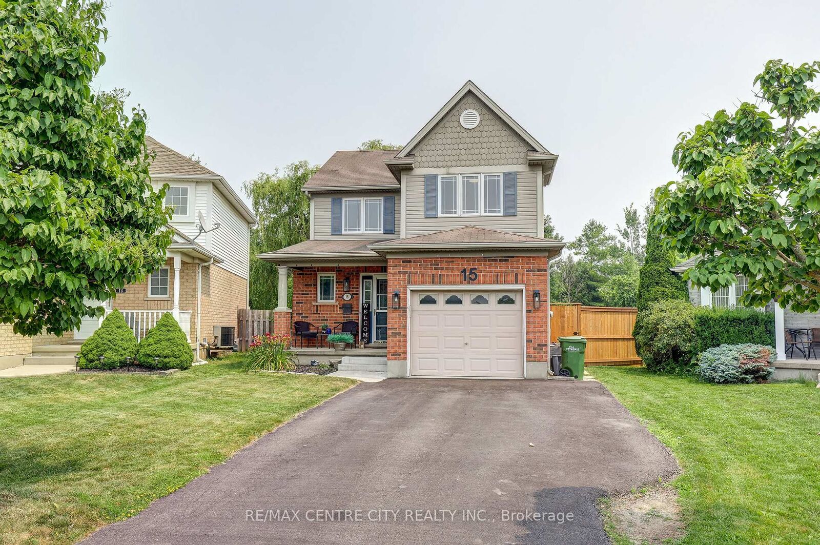 Property Photo: 15 Schreyer Drive ON N5R 6E8