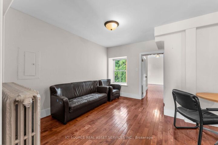Property Photo: 25 West Street 2 ON K7L 2S2