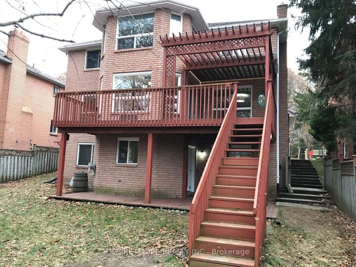 Property Photo:  54 Mayfair Drive N Main+SE  ON L4N 6Y8 
