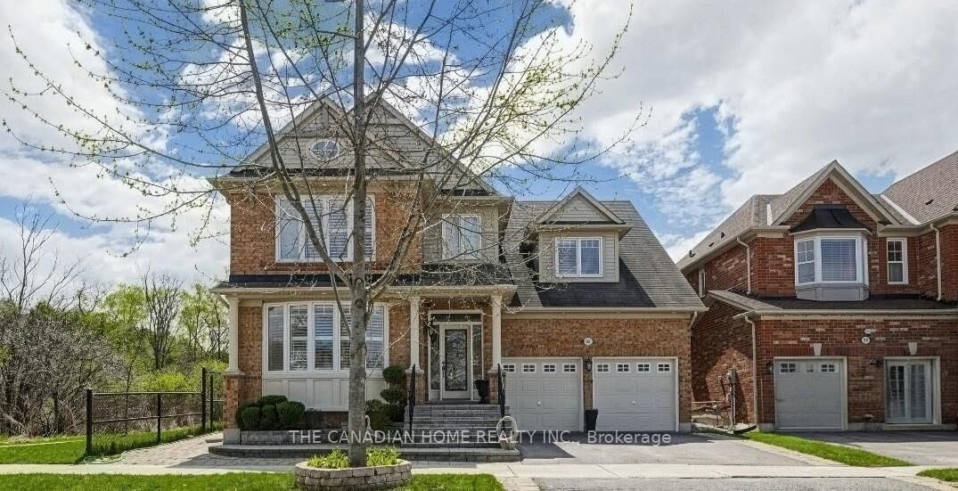 Photo de la propriété: 92 Clausfarm Lane ON L4A 0M1