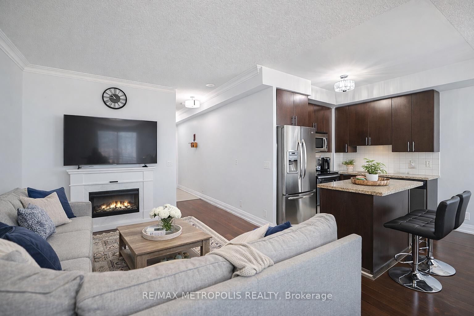 Property Photo: 1070 Sheppard Avenue W Ph16 ON M3J 0G8