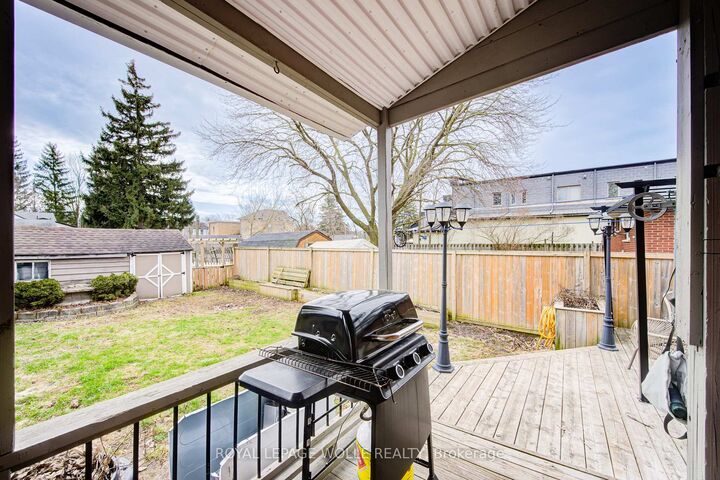 Property Photo: 137 Wellington Street ON N0K 1N0