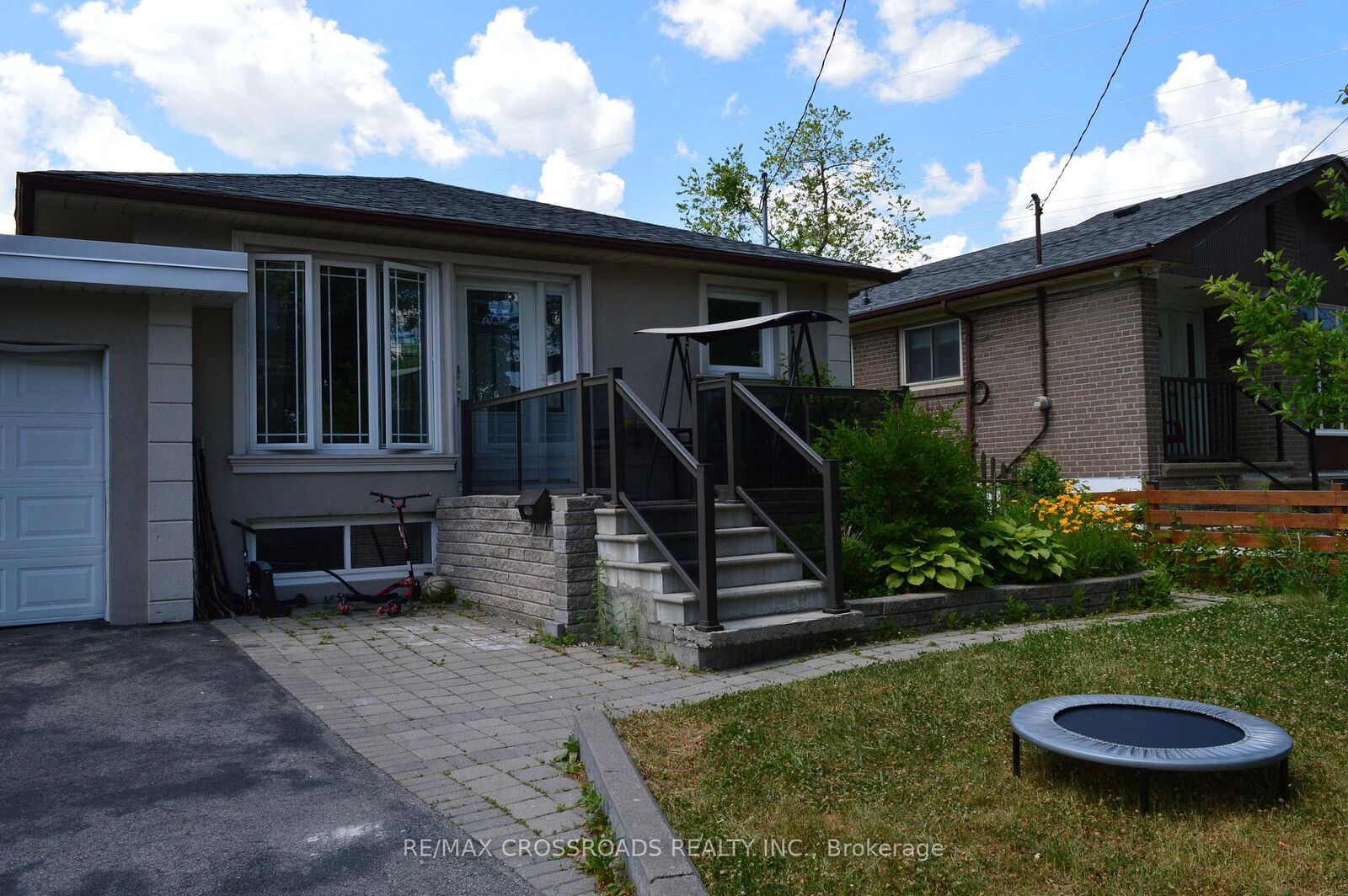 Property Photo: 44 Romulus Basement Apartment Drive ON M1K 4C2