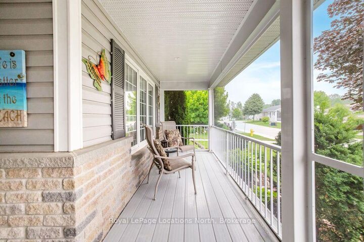 Property Photo: 6 Tennessee Avenue ON L9Z 3A8