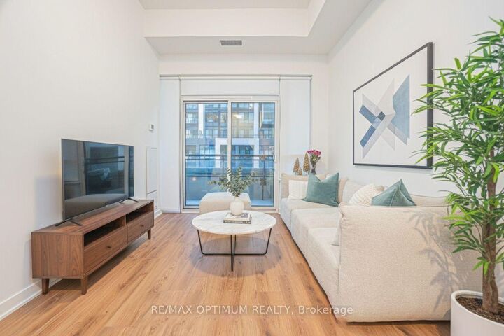 Property Photo: 395 Dundas Street W 219 ON L6M 4M2
