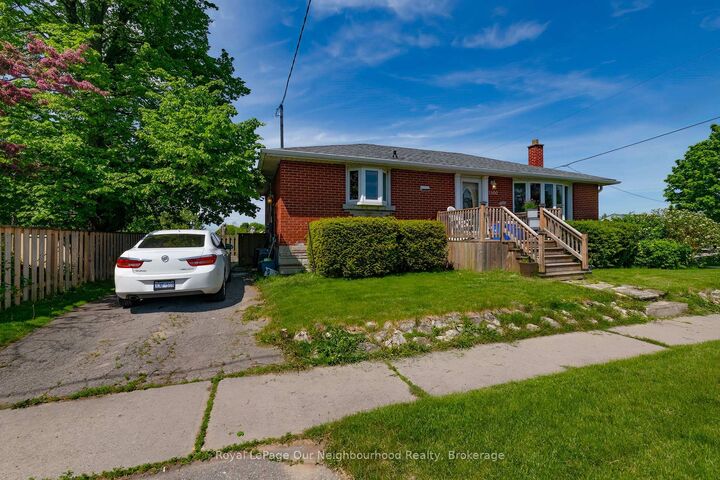 Property Photo: 1500 Lakeside Street ON L1J 3Y3