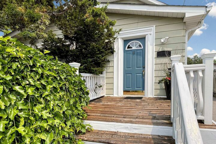 Property Photo: 21043 Dalton Road ON L0E 1L0