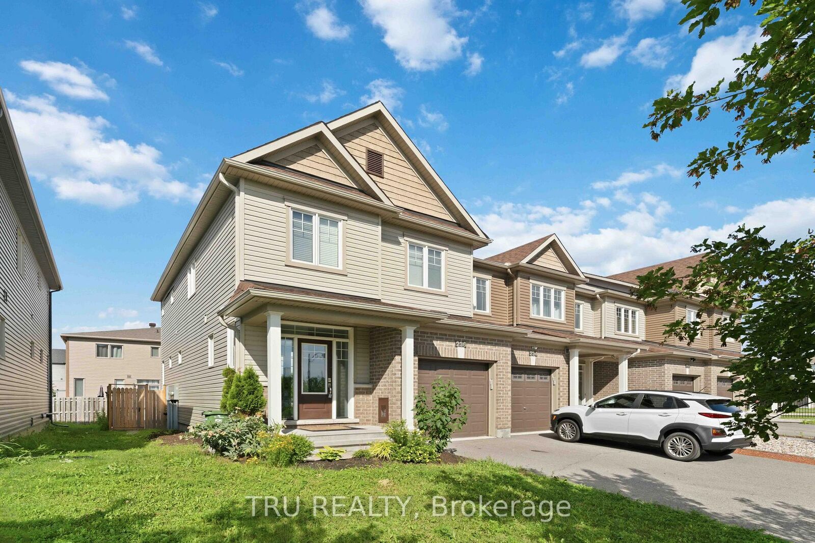 Property Photo: 236 Yellowcress Way ON K4A 1C3