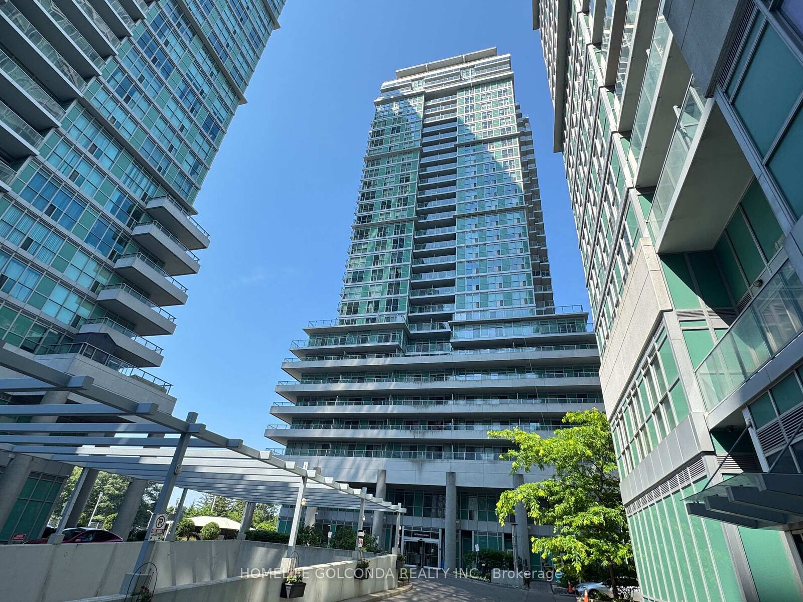 Property Photo: 60 Town Centre Court Ph 04 ON M1P 0B1