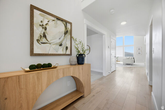 Property Photo: 463 N Hill View Dr 2027 UT 84045
